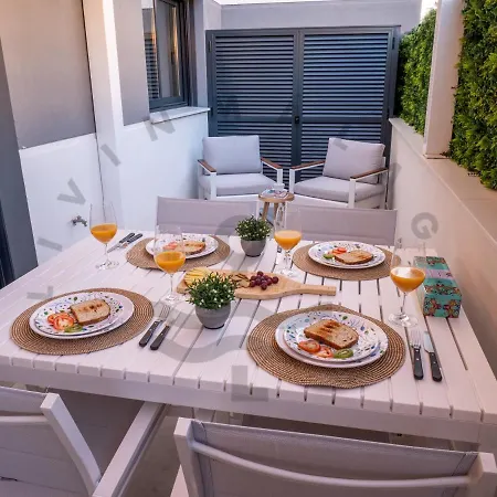 Апартаменты Livinmalaga Alamos *