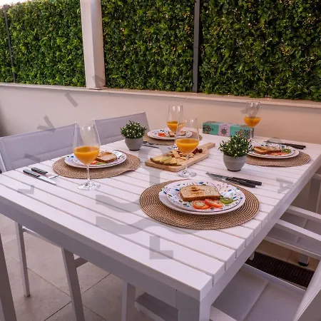 Livinmalaga Alamos * Торремолинос